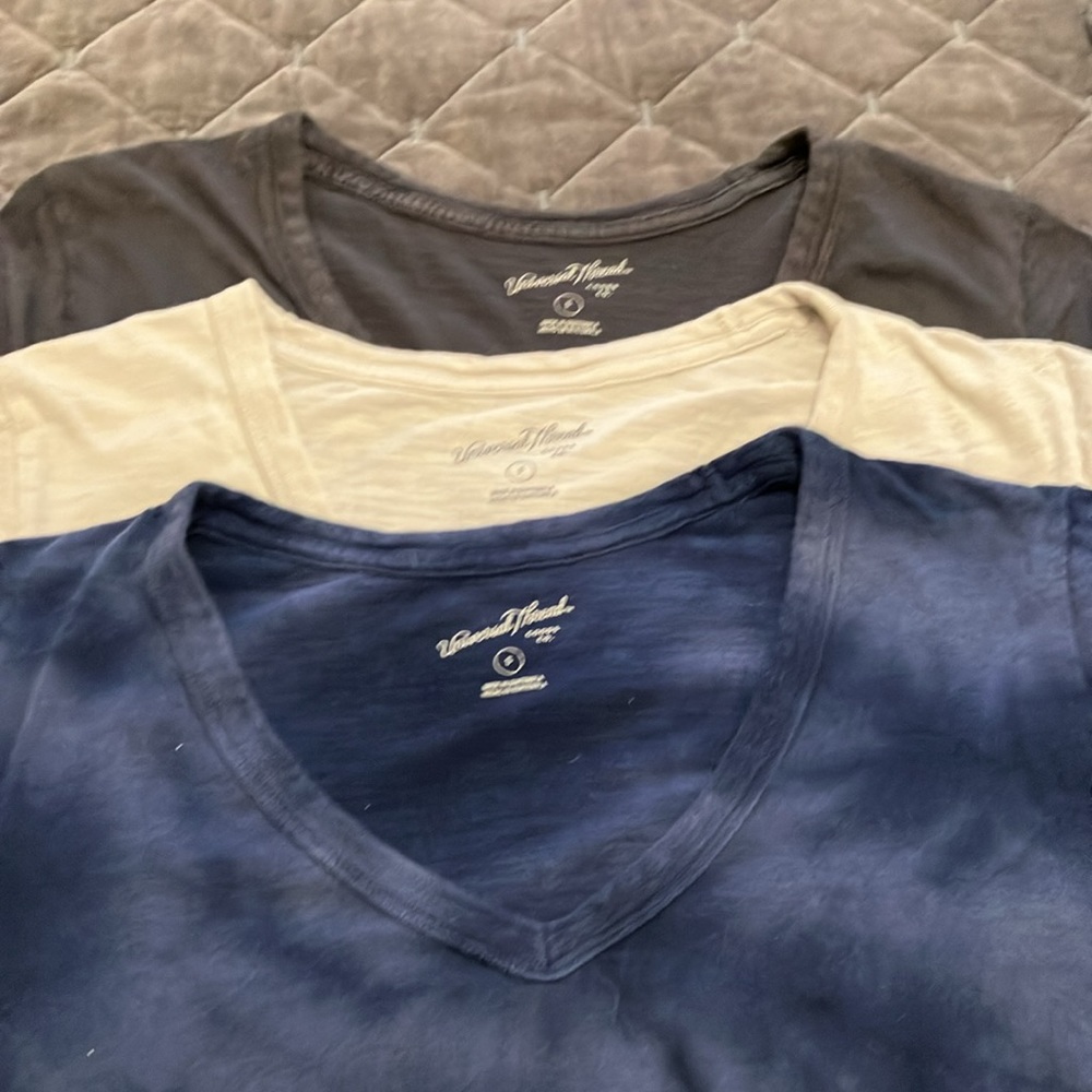 Set of 3 Universal Thread T shirts - Picture 6 of 6